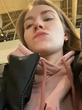 Snapshot of ValenciaShock chatting on January 2025 08:15:01 AM ValenciaShock online show from January 2025 08:15:01 AM