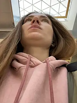 Snapshot of ValenciaShock chatting on February 2025 08:18:02 AM ValenciaShock online show from February 2025 08:18:02 AM