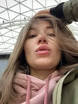 Snapshot of ValenciaShock chatting on February 2025 05:31:01 AM ValenciaShock online show from February 2025 05:31:01 AM