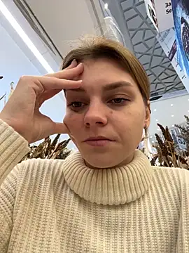 Snapshot of ValenciaShock chatting on October 2025 06:56:02 AM ValenciaShock online show from October 2025 06:56:02 AM