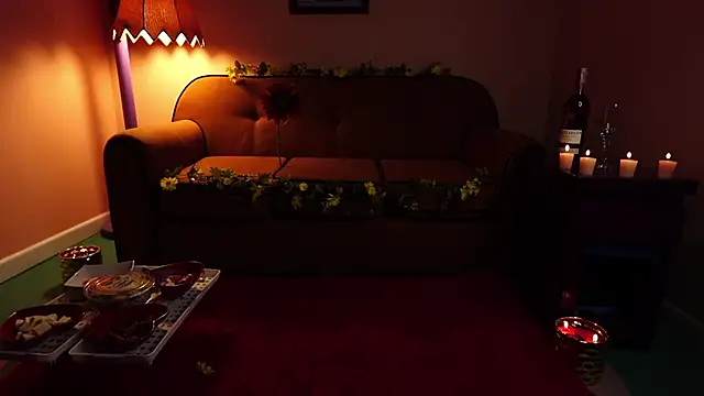 miss sweett online show from October 2025 06:17:02 PM