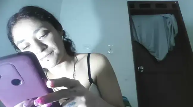 TamaraNauthy online show from March 2025 08:54:01 PM