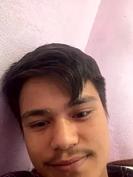 Hullax online show from October 2025 03:07:02 AM