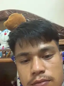 Hullax online show from November 2025 04:51:01 PM