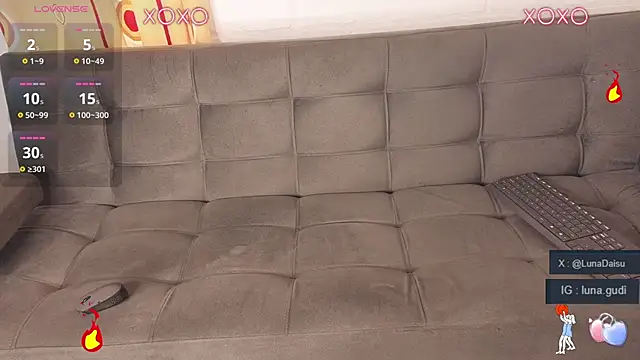 LunaGudi online show from October 2025 11:53:01 AM