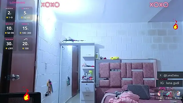 LunaGudi online show from October 2025 10:12:01 AM