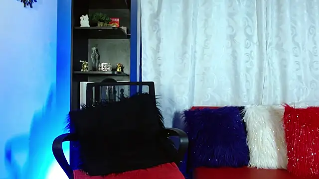 Snapshot of Karina_Yang chatting on January 2025 12:07:01 AM Karina Yang online show from January 2025 12:07:01 AM