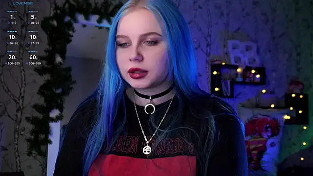 Moon Valkyrie online show from December 2024 10:47:02 AM