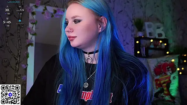 Moon Valkyrie online show from February 2025 11:44:02 AM