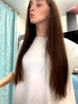 Snapshot of Silver_rains chatting on September 2025 08:20:02 PM Silver rains online show from September 2025 08:20:02 PM