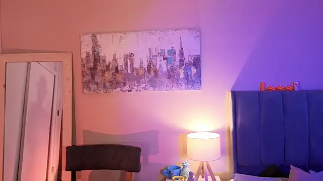 MiaFranklyn online show from October 2025 01:36:03 PM