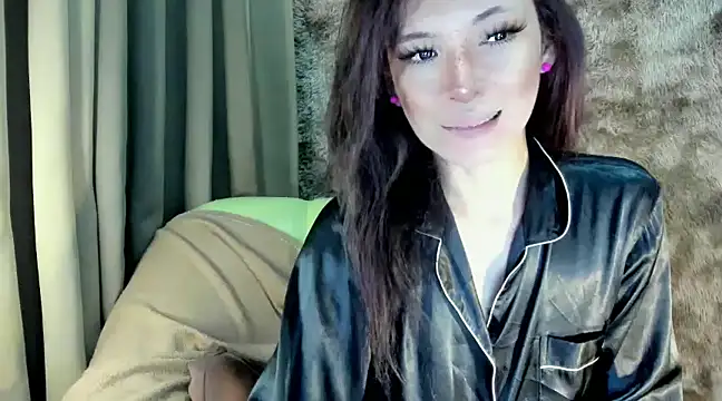 Snapshot of Rhianna_wilson chatting on February 2025 09:42:01 PM Rhianna wilson online show from February 2025 09:42:01 PM