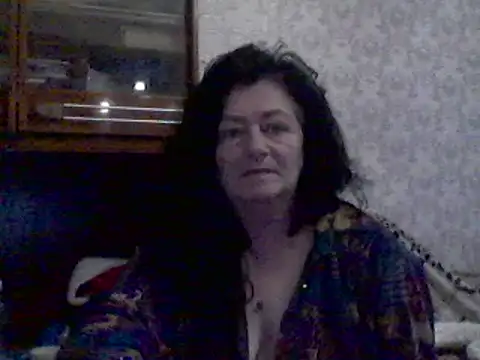 Snapshot of GypsiQueen2 chatting on February 2025 02:32:02 PM GypsiQueen2 online show from February 2025 02:32:02 PM