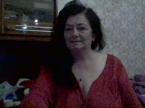 Snapshot of GypsiQueen2 chatting on February 2025 06:46:01 PM GypsiQueen2 online show from February 2025 06:46:01 PM