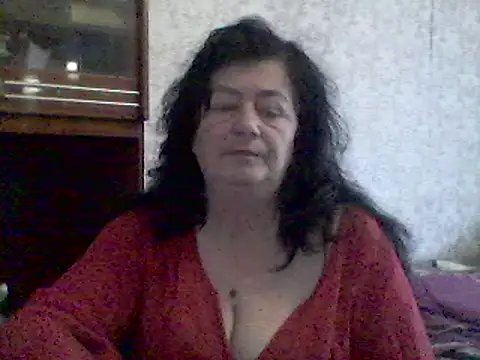 Snapshot of GypsiQueen2 chatting on February 2025 09:26:02 AM GypsiQueen2 online show from February 2025 09:26:02 AM