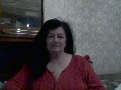 Snapshot of GypsiQueen2 chatting on February 2025 11:34:02 PM GypsiQueen2 online show from February 2025 11:34:02 PM