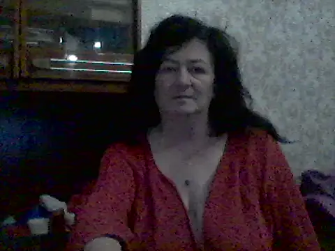Snapshot of GypsiQueen2 chatting on February 2025 04:13:02 PM GypsiQueen2 online show from February 2025 04:13:02 PM