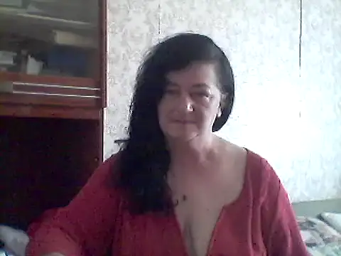 Snapshot of GypsiQueen2 chatting on February 2025 09:20:02 AM GypsiQueen2 online show from February 2025 09:20:02 AM