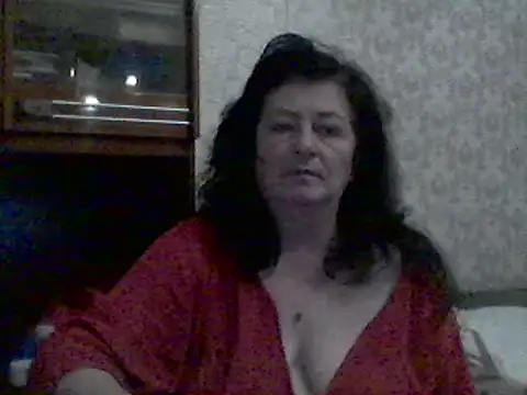 Snapshot of GypsiQueen2 chatting on February 2025 07:02:01 PM GypsiQueen2 online show from February 2025 07:02:01 PM
