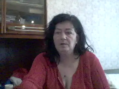Snapshot of GypsiQueen2 chatting on February 2025 08:44:01 AM GypsiQueen2 online show from February 2025 08:44:01 AM