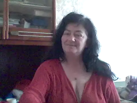 Snapshot of GypsiQueen2 chatting on February 2025 12:54:02 PM GypsiQueen2 online show from February 2025 12:54:02 PM