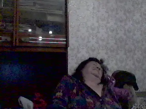 Snapshot of GypsiQueen2 chatting on February 2025 06:07:02 AM GypsiQueen2 online show from February 2025 06:07:02 AM