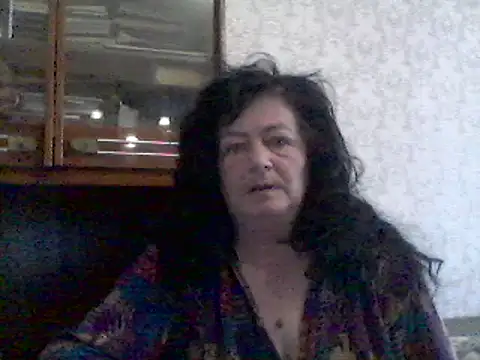 Snapshot of GypsiQueen2 chatting on February 2025 09:34:02 AM GypsiQueen2 online show from February 2025 09:34:02 AM