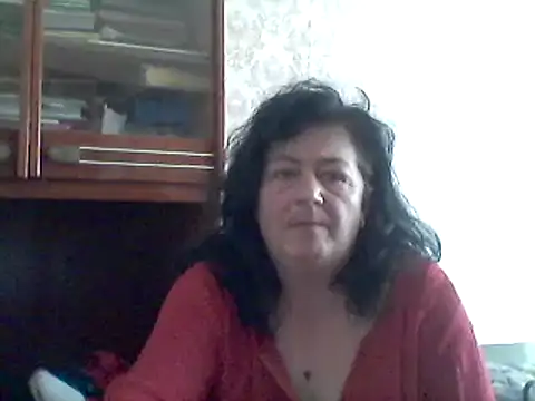 Snapshot of GypsiQueen2 chatting on February 2025 11:33:01 AM GypsiQueen2 online show from February 2025 11:33:01 AM
