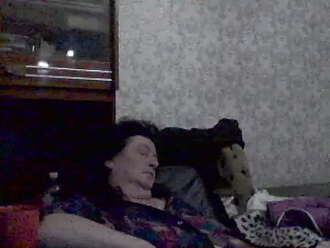 Snapshot of GypsiQueen2 chatting on February 2025 09:31:01 PM GypsiQueen2 online show from February 2025 09:31:01 PM