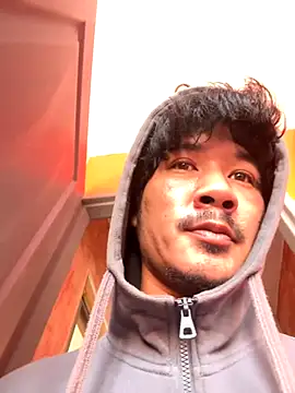 Snapshot of juniiorre chatting on October 2025 11:54:02 AM juniiorre online show from October 2025 11:54:02 AM