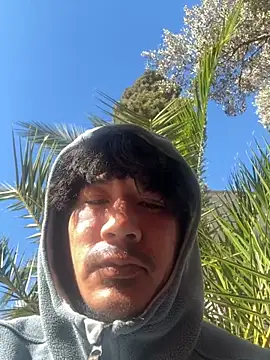 Snapshot of juniiorre chatting on October 2025 08:51:01 AM juniiorre online show from October 2025 08:51:01 AM