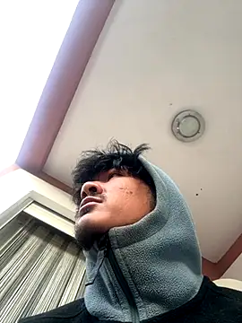 Snapshot of juniiorre chatting on November 2025 07:20:02 AM juniiorre online show from November 2025 07:20:02 AM