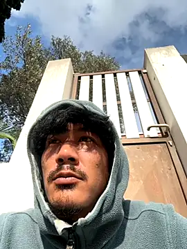 Snapshot of juniiorre chatting on November 2025 11:31:02 AM juniiorre online show from November 2025 11:31:02 AM