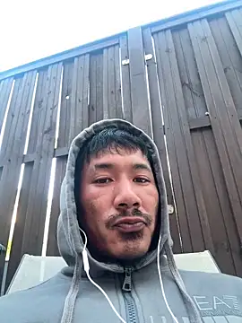 juniiorre online show from April 2026 05:36:01 PM