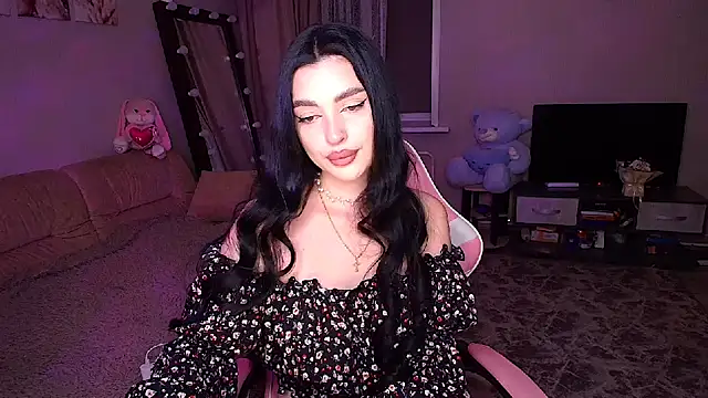   Malika   online show from October 2025 02:59:01 PM