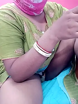 Snapshot of Bengali-boudi chatting on October 2025 05:52:01 PM Bengali-boudi online show from October 2025 05:52:01 PM