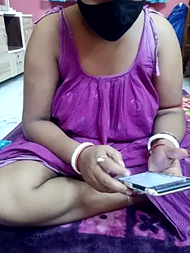 Snapshot of Bengali-boudi chatting on June 2026 06:39:02 PM Bengali-boudi online show from June 2026 06:39:02 PM