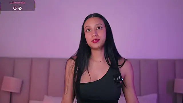 Snapshot of Alison_Miller9 chatting on September 2025 02:37:01 AM Alison Miller9 online show from September 2025 02:37:01 AM