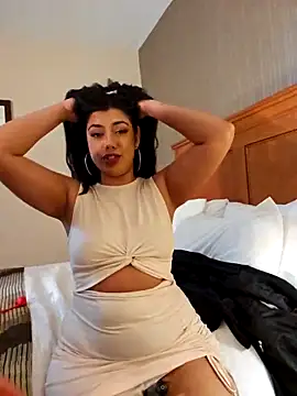 Snapshot of TheCrimsonLounge chatting on March 2025 04:04:01 AM TheCrimsonLounge online show from March 2025 04:04:01 AM