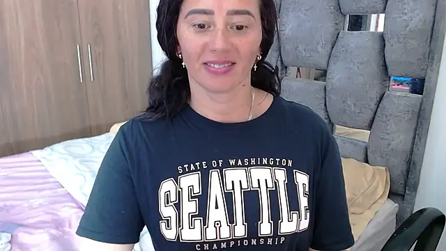 sara hott 1 online show from January 2025 08:11:02 PM