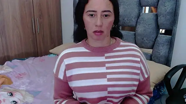 sara hott 1 online show from February 2025 12:57:01 AM