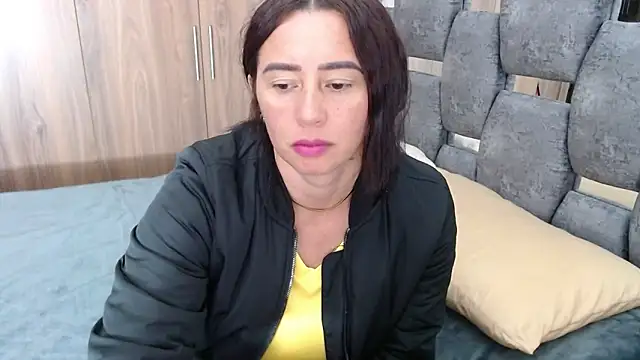 sara hott 1 online show from March 2025 04:20:02 PM