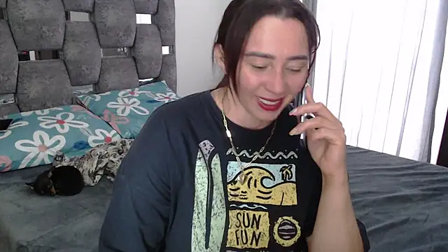 sara hott 1 online show from May 2026 05:20:01 PM