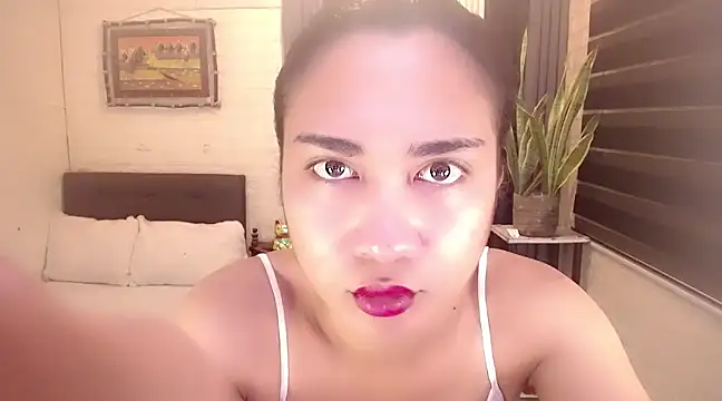Snapshot of Yesha_harper chatting on December 2024 03:06:01 AM Yesha harper online show from December 2024 03:06:01 AM