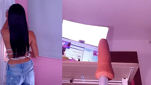 Sweet Susie  online show from February 2026 08:15:01 PM