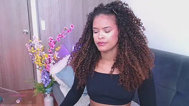 Snapshot of Amelia_bss chatting on November 2025 02:13:01 PM Amelia bss online show from November 2025 02:13:01 PM