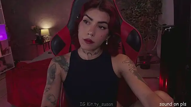 Snapshot of kitty_pruu chatting on June 2026 10:46:02 PM kitty pruu online show from June 2026 10:46:02 PM