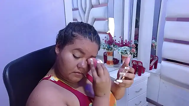 ValenTitis online show from October 2025 08:29:02 PM