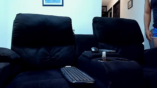 Snapshot of dylanstrong_ chatting on September 2025 11:15:01 PM dylanstrong online show from September 2025 11:15:01 PM