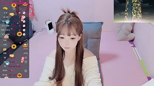 Snapshot of TUTU-new chatting on January 2025 01:42:02 PM TUTU-new online show from January 2025 01:42:02 PM